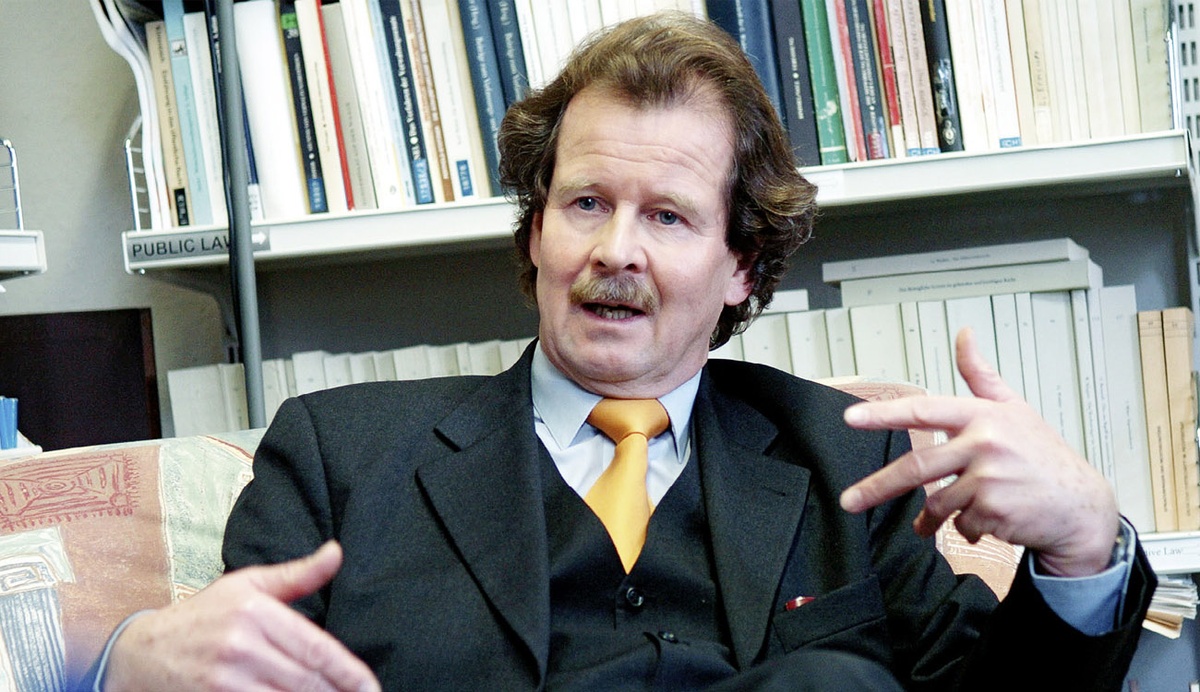 FALTER Interview mit Manfred Nowak © FALTER