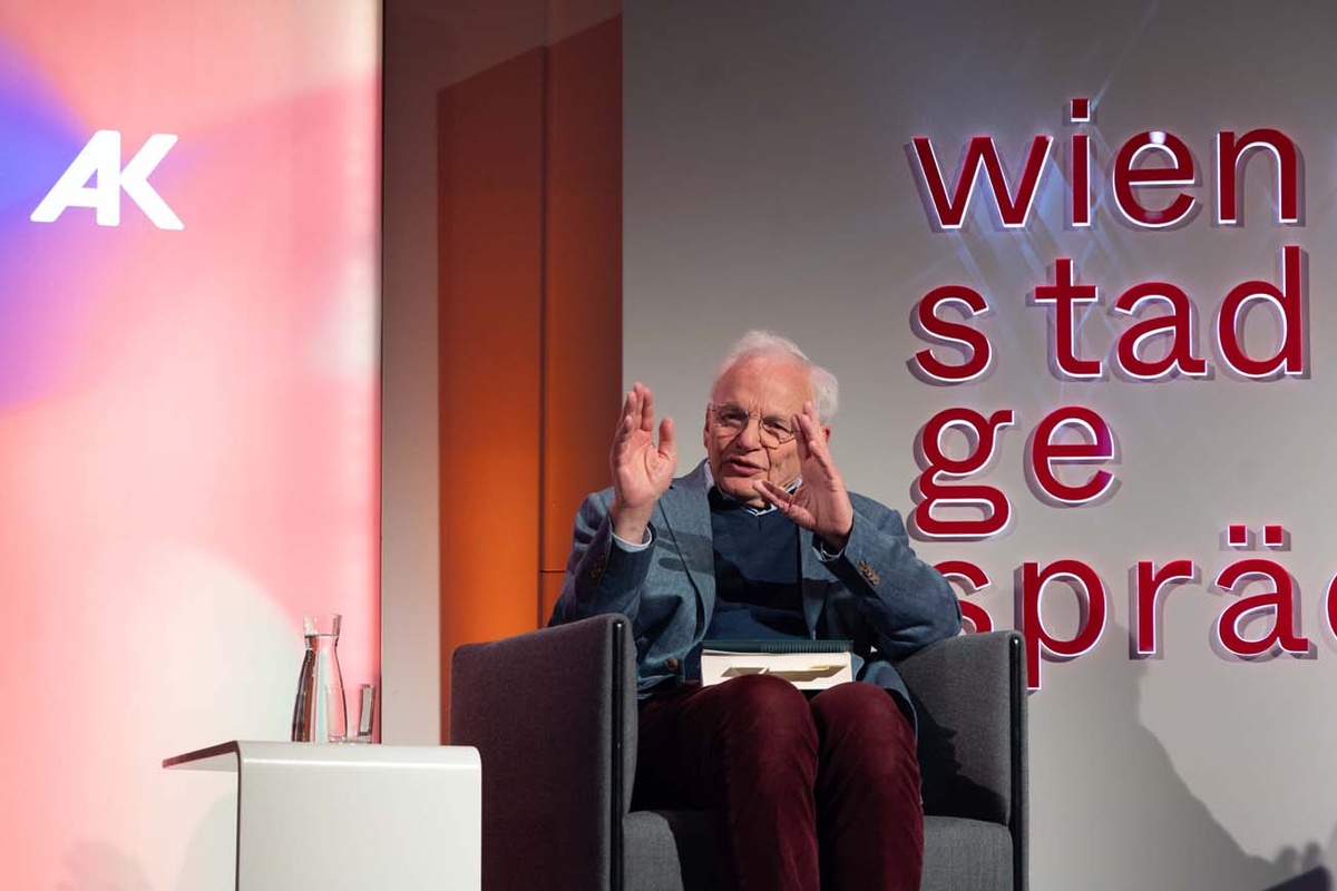 G&ouml;tz Aly am 73. Wiener Stadtgespr&auml;ch &copy; Christian Fischer